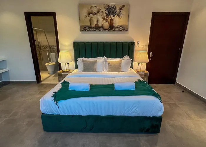 Luxurious Apartment